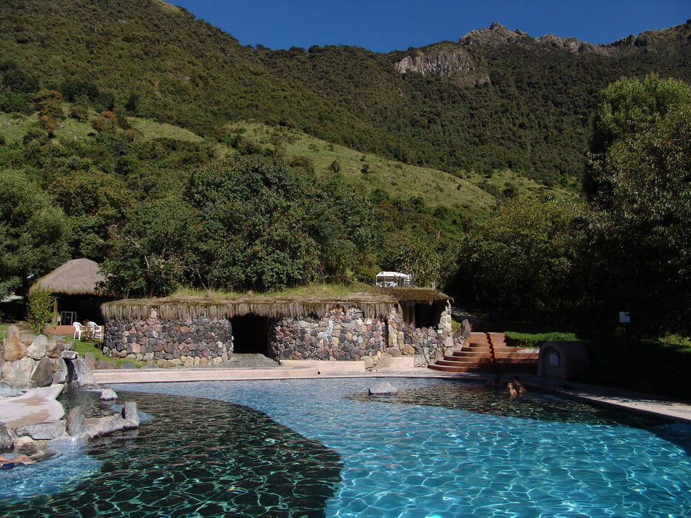 Termas De Papallacta Dış mekan fotoğraf The thermal baths of Bagni di Lucca