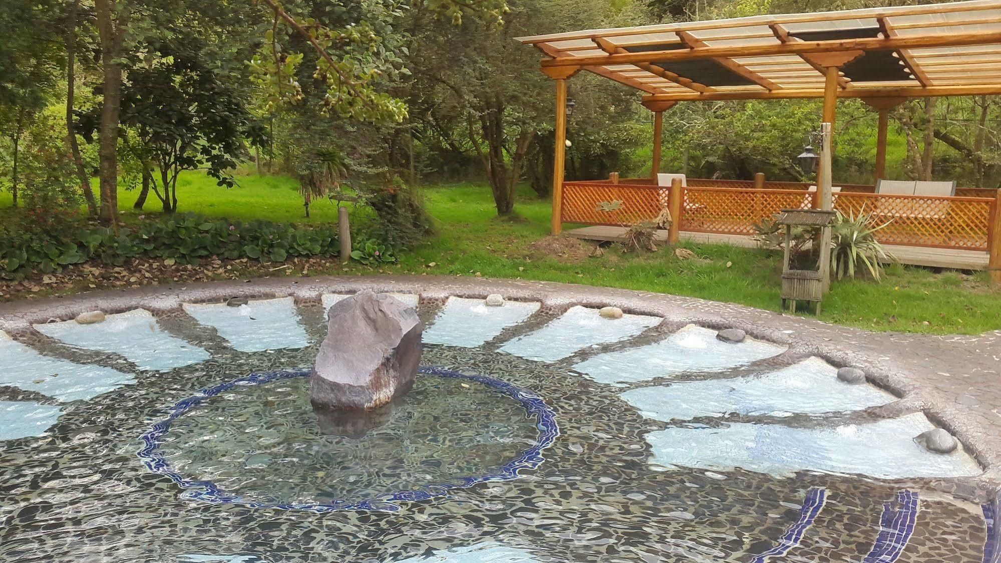 Termas De Papallacta Dış mekan fotoğraf The outdoor thermal pool